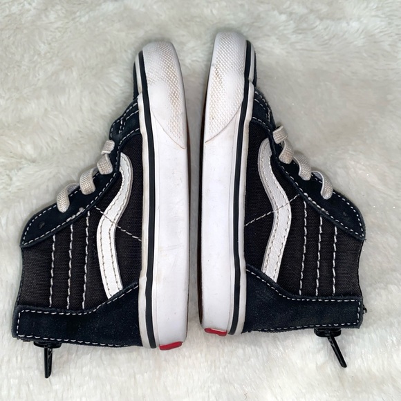 Vans - Picture 4 of 7